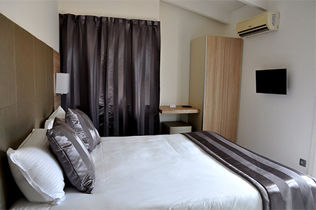 une chambre de L'Escale, hôtel 3 étoiles à Ile Rousse en Corse